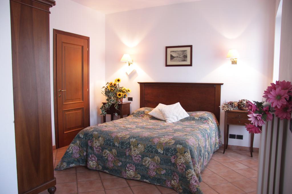 Hotel La Locanda Stresa Phòng bức ảnh