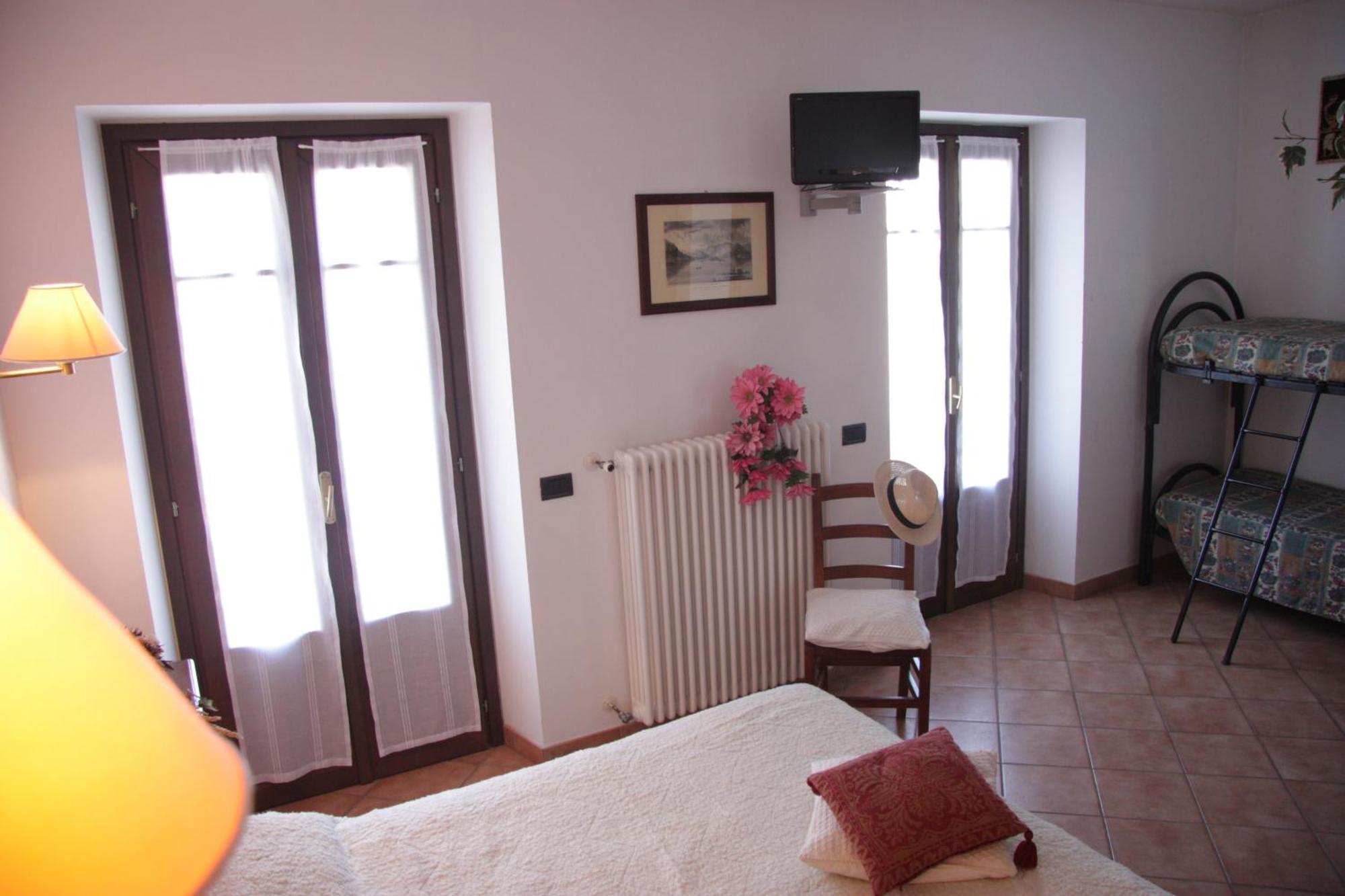 Hotel La Locanda Stresa Ngoại thất bức ảnh